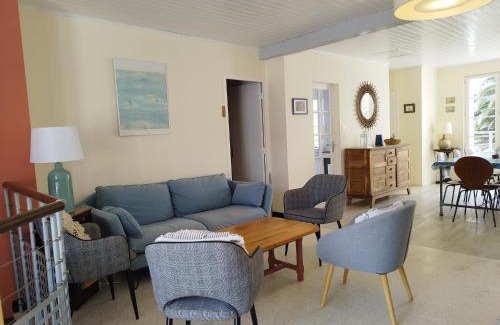 Saint-Georges-d'Oleron House | A 80m de la plage de Plaisance pour 8 personnes