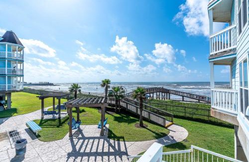 Galveston Apartment | A Beachside Retreat