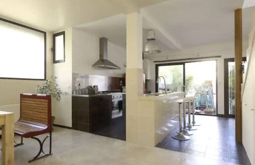 Le Pre-Saint-Gervais House | A beautiful green and quiet house.