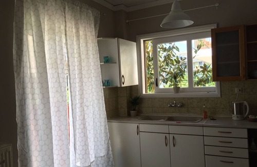 Rafina-Pikermi Apartment | A beautiful apartment at the port of Rafina