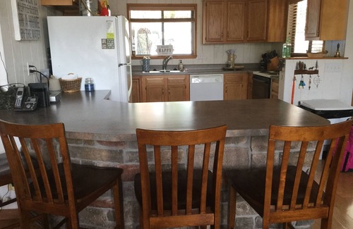 Innsbrook Ski Chalet | A beautiful custom chalet for large gatherings ready for your lake fun