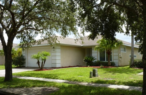 Sunset Lakes Villa | A Beautiful Location For Your Florida Holiday. Disney 5-10min Drive.