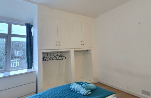 Lavender Fields Apartment | A Beautiful London Accommodation