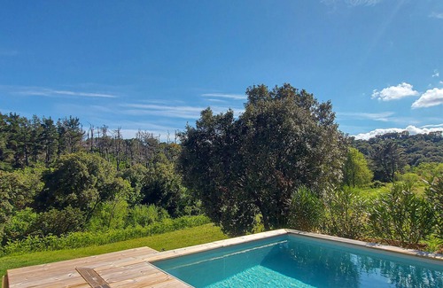 Taglio-Isolaccio House | A beautiful modern house in Corsica.