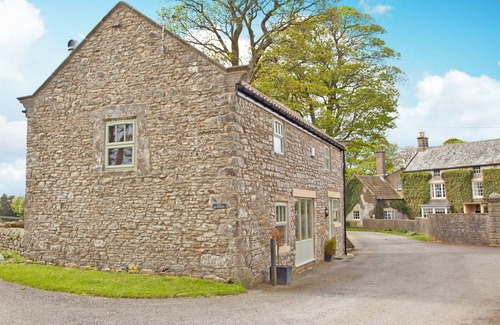 North Bitchburn Cottage | A beautifully finished, light and airy barn conversion where pets go free.