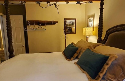 Mammoth Lakes Villa | A beautifully remodeled unit.