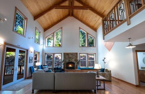 Yosemite West House | A Blue Sky Lodge
