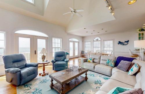 Atlantic Beach House | A Bushel and a Peck