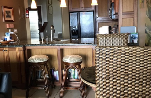 Kahana Condo | A/C!15% Off Kahana Sunset 2BR/2BA Beautiful Condo Near Kaanapali Napili Kapalua