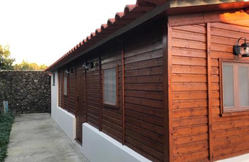 Angra do Heroismo Ski Chalet | A Cabana