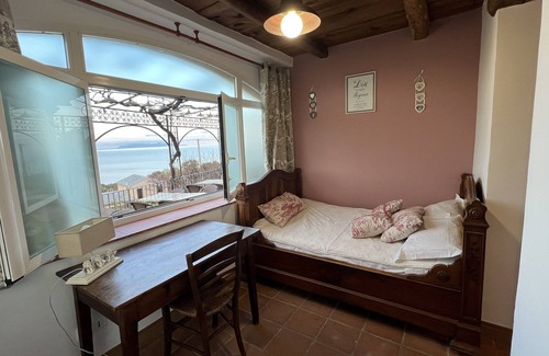 Tomino Bed & Breakfast | A Casa di Babbo