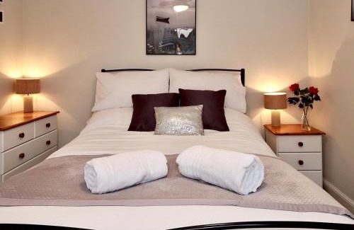 Canterbury House | A Character Cottage in Historical Canterbury