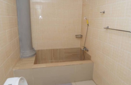 Lubumbashi Cabin | A Charming Retreat and Free Breakfast