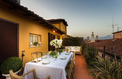 Lucca Historical Center Apartment | A charming two bedrooms apartment with grand terrace inside the walls of Lucca