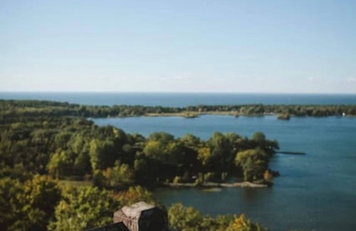 Sturgeon Bay Apartment | A City Cottage in the heart of Sturgeon Bay