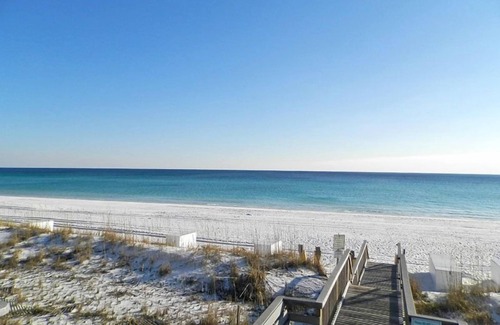 Miramar Beach Cottage | A Coastal Cottage
