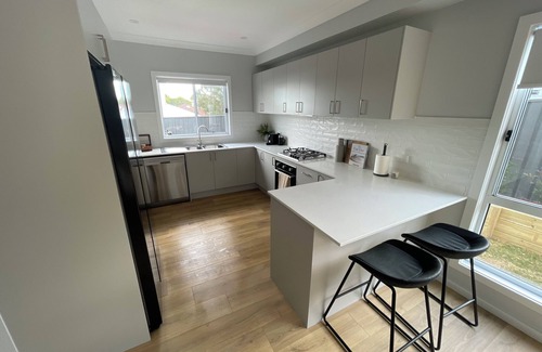 North Lambton House | A comfortable home away from home close to the John Hunter hospital.