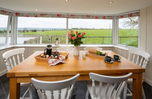 Cardigan Cottage | A cosy countryside cottage with a hot tub under the stars.