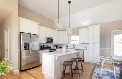 Southold House | A cozy and family-friendly haven with heated pool, minutes from the beach