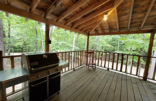 Standish Cabin | A Cozy Cabin on Frye Island