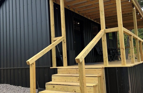 Ozark Apartment | A cozy cabin with Ozark Mountain Views!