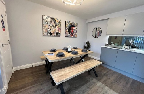 New Forest District House | A Cozy Magical Retreat at Knightwood Oak