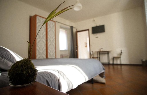Casale Corte Cerro House | A D Rooms - Il Campanile