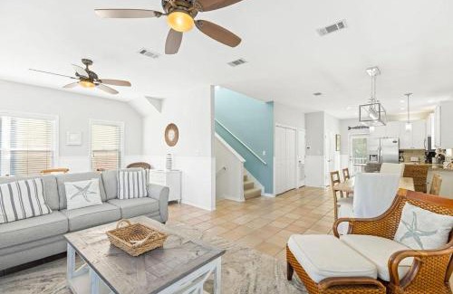 Santa Rosa Beach House | A Day in the Life by Coastal Dreamin
