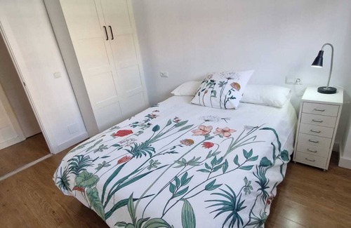 Malaga Apartment | A dos Minutos de la Playa y sus Chiringuitos Andando, y a un Paso del Centro