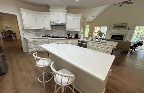 Buford House | A dream lake house on Lanier Lanier
