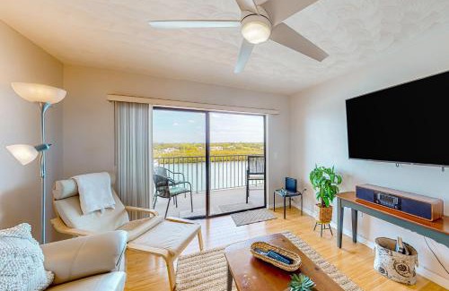 Indian Shores Apartment | A Dreamer's Cottage