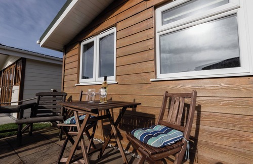 Padstow Ski Chalet | A family friendly holiday home close to beaches and Padstow. K8 Trebaruth