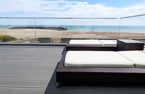 Middleton-on-Sea House | A family house that sleeps 11 guests in 5 bedrooms