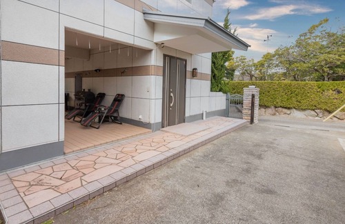 Tsubaki Onsen House | A fashionable villa where you can have a BBQ with / Nishimuro-gun Wakayama
