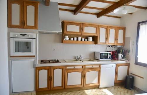 Saint-Julien-de-Peyrolas House | A FEW MINUTES FROM THE GORGES DE L'ARDECHE HOLIDAY HOUSE FOR 10 PEOPLE