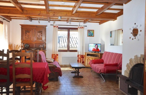 Saint-Julien-de-Peyrolas House | A FEW MINUTES FROM THE GORGES DE L'ARDECHE HOLIDAY HOUSE FOR 10 PEOPLE
