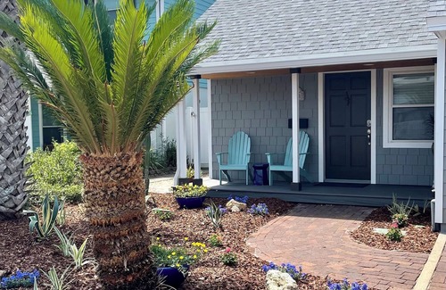 Atlantic Shores House | A Few Steps from the Atlantic Ocean Beautiful Beach House Sleeps 10