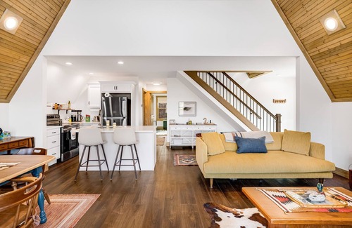Marshall Cabin | A-Frame Cabin near Marshall and Asheville