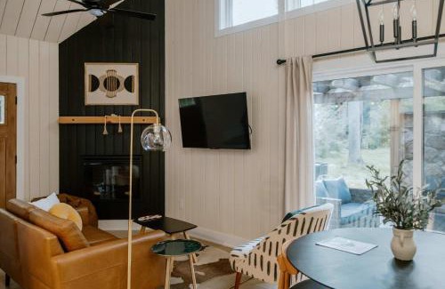 Pittman Center House | A-Frame Home - Cozy and Modern - Smoky Cottage