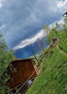 Bran Cabin | A-frame Muchia Scortii