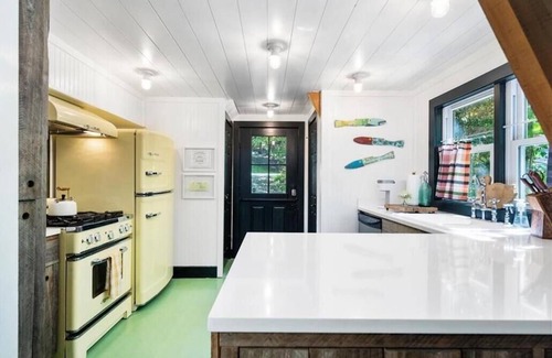 Gainesville House | A-Frame on Lake Lanier with Private Dock