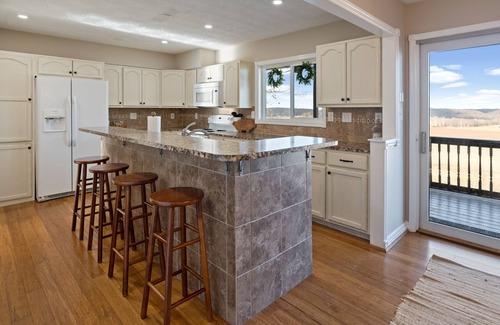 Taylorsville House | A-Framed View in Kentucky