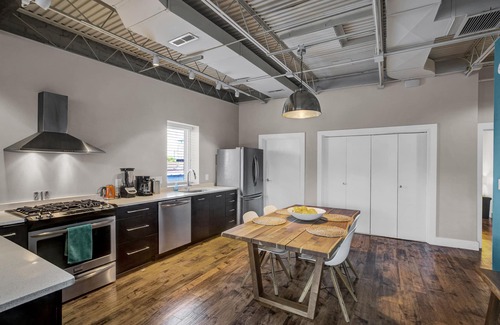 Downtown Greensboro Condo | A Friendly Staycation - Downtown Condo Close to City Amenities