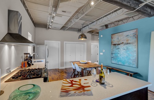 Downtown Greensboro Condo | A Friendly Staycation - Downtown Condo Close to City Amenities