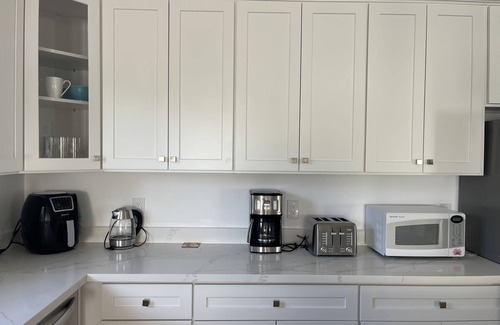 West San Jose House | A Gem! Executive Brand New Entire House close to Westfield & Apple Campus