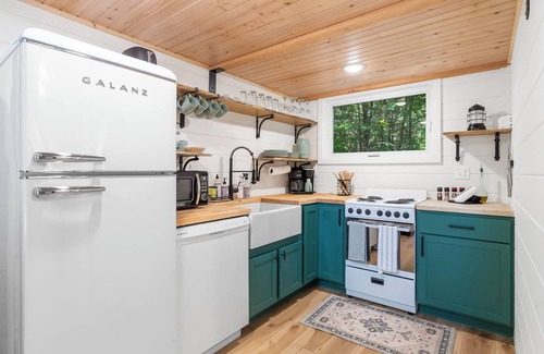 Branson Cabin | A Glamping Retreat in the Branson Countryside! Close to All Major Attractions