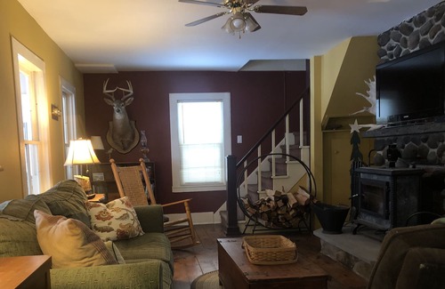 Maryland House | A great place for a vacation - swim, fish, kayak, and enjoy nature!