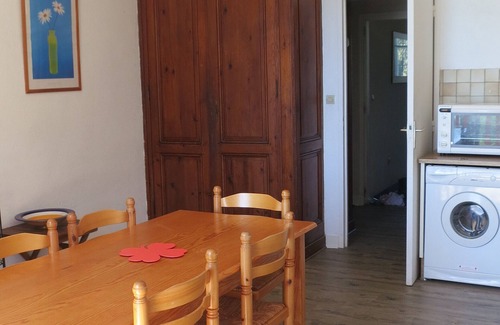 Saint-Georges-de-Didonne Apartment | A haven of peace and greenery by the sea