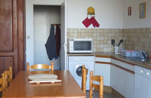 Saint-Georges-de-Didonne Apartment | A haven of peace and greenery by the sea