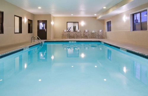 Woodbury House | A Haven of Comfort and Tranquility! W/ Free WiFi